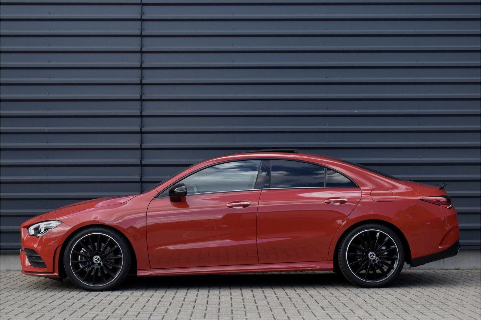 Mercedes-Benz CLA 200 AMG Line | Panorama | Sfeerverlichting | imagem 3