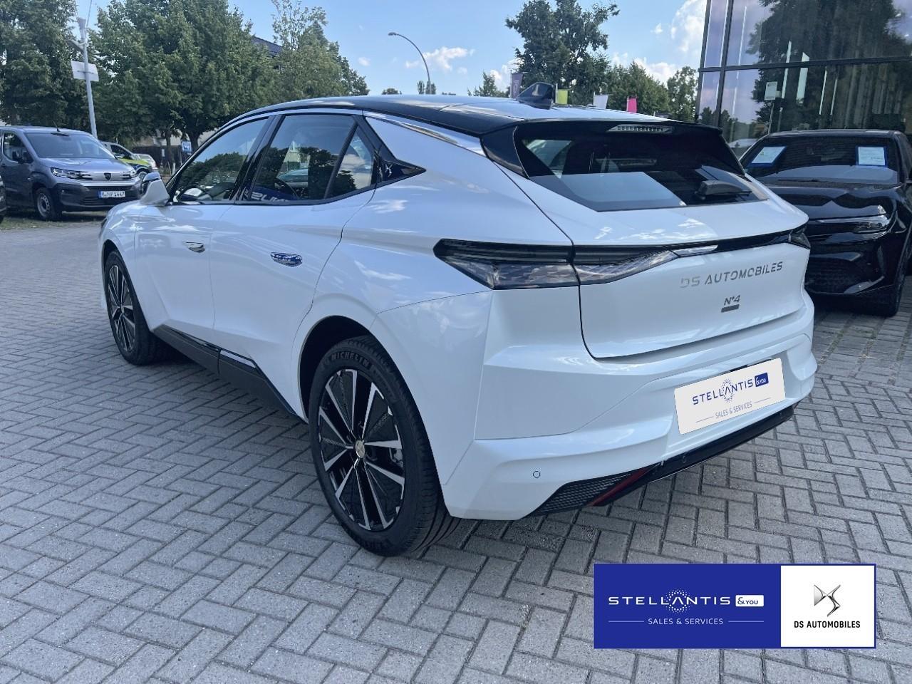 DS Automobiles N°4 (06.2025->) E-Tense 157 kW Jules Verne