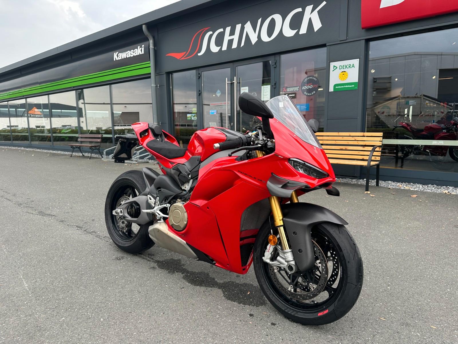 Ducati Panigale V4S *viel Carbon, Tempomat*