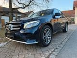 Mercedes-Benz GLC 250 4Matic AMG Line  AHK - blaue Mercedes-Benz GLC-Klasse