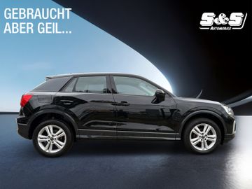 Audi Q2 35 TFSI Advanced KAMERALEDTEMPOMAT