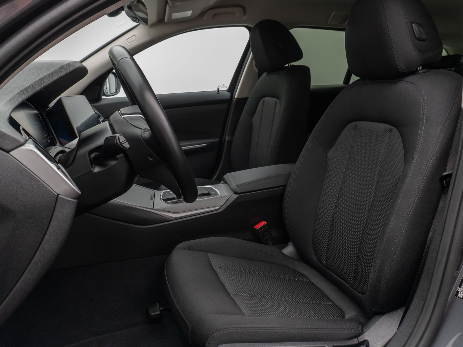 Fahrzeugabbildung BMW 320d DAB HiFi PDC Fernlichtassist Komfort Alarm