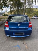 BMW 120i - E87 - BMW 120 aus 2006: 120i