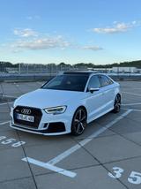 Audi RS3 2.5 TFSI S tronic quattro - - Audi RS3: Weiß