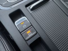 VW Arteon 2.0 TDI SB R-Line 4M*PANO*360*ACC*DCC* VW Arteon 2.0 TDI SB R-Line 4M*PANO*360*ACC*DCC*