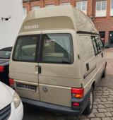 Volkswagen T4 California Carthago Malibu Euro 5 - Volkswagen grün