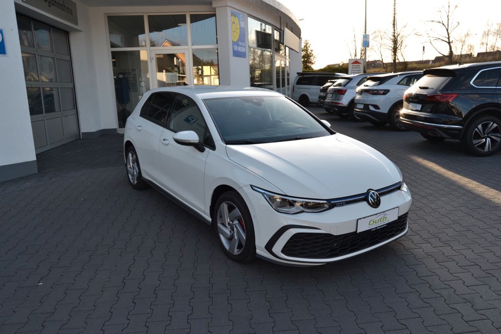 Image of Volkswagen Golf