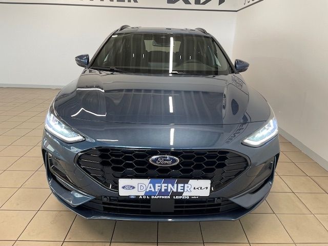 Fahrzeugabbildung Ford Focus Turnier ST-Line X B&O 18'' LED ACC Kamera