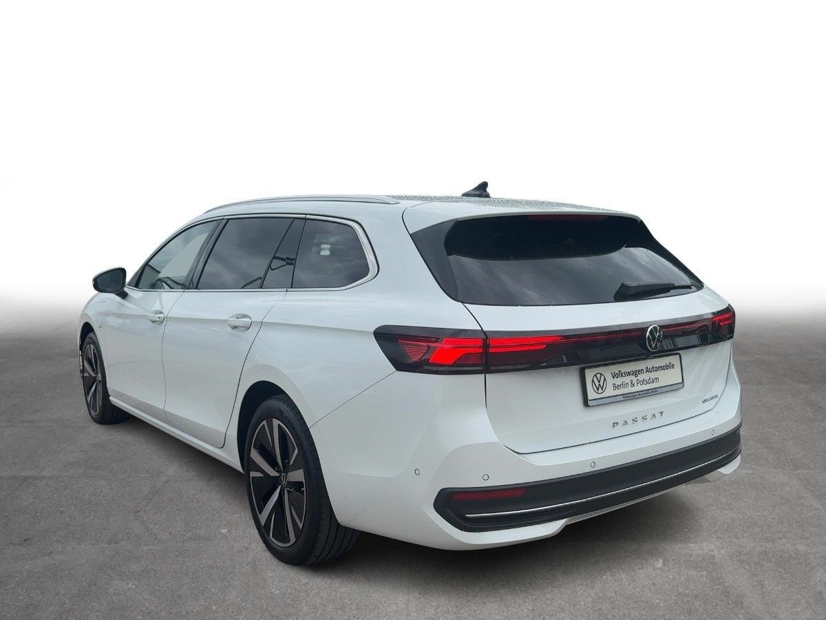 Volkswagen Passat Variant 1.5 eHybrid Business Navi LED ACC foto 3