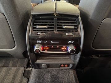 BMW 520 - 12