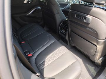 BMW X6 xDrive40d M Sportpaket Head-Up HK HiFi DAB