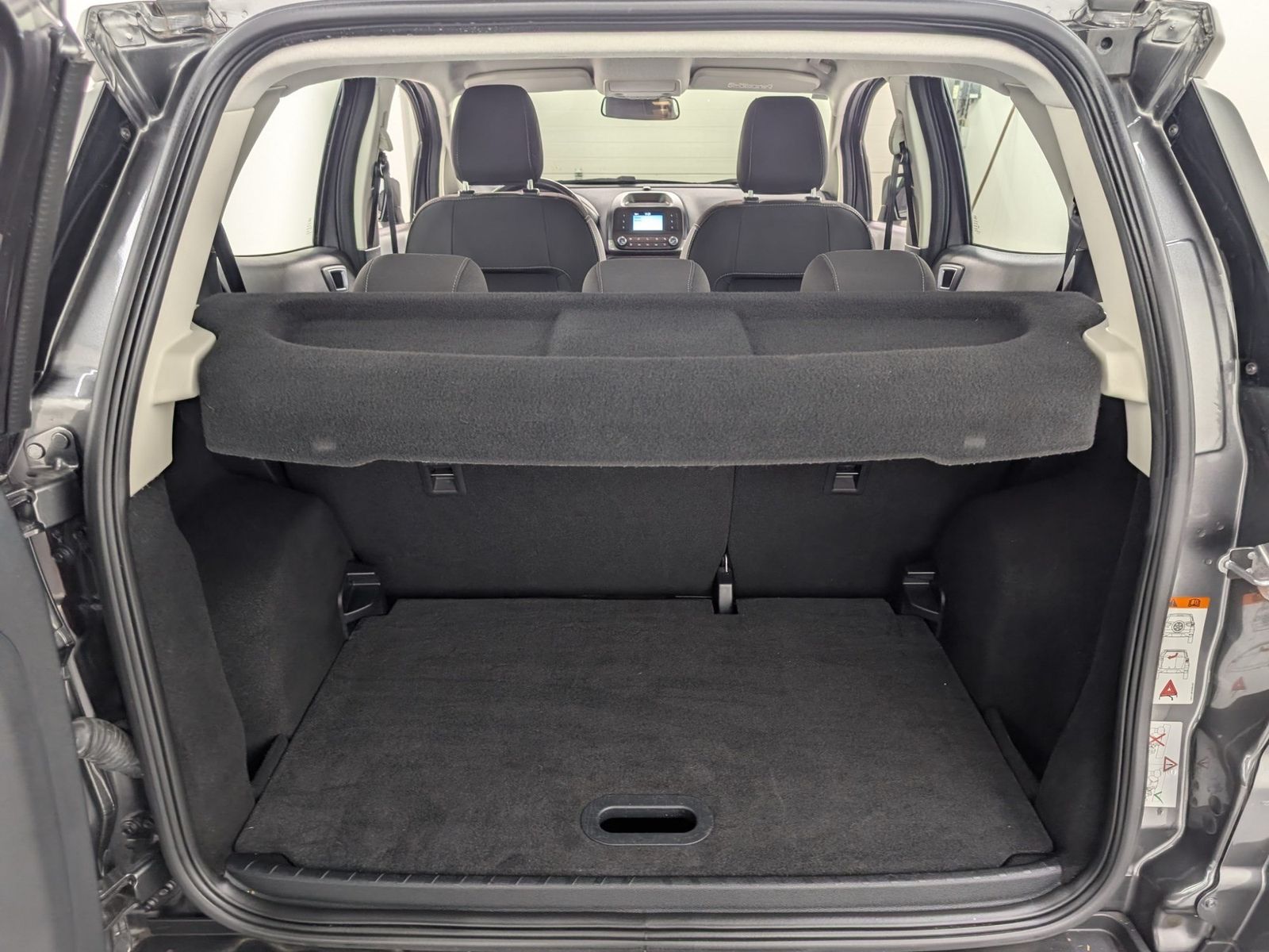 FORD EcoSport 1.0 EcoBoost Trend AHK Winterpaket – Bild 10