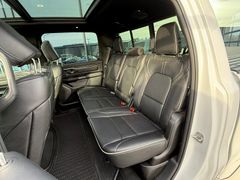 Fahrzeugabbildung Dodge RAM 1500 Limited Night GRAIL Klappe 12x22  V8  !