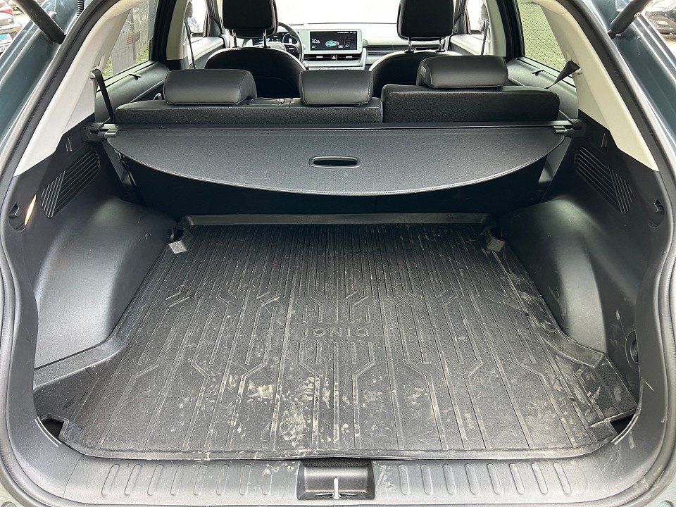 Fahrzeugabbildung Hyundai IONIQ 5 4WD 58kWh UNIQ ASSIST-P BOSE+LEDER+360°