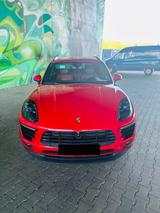 Porsche Macan - - - Porsche: Rot, Leder
