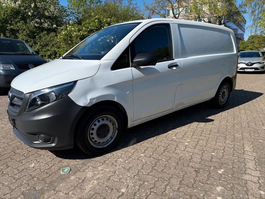 Image of Mercedes-Benz Vito
