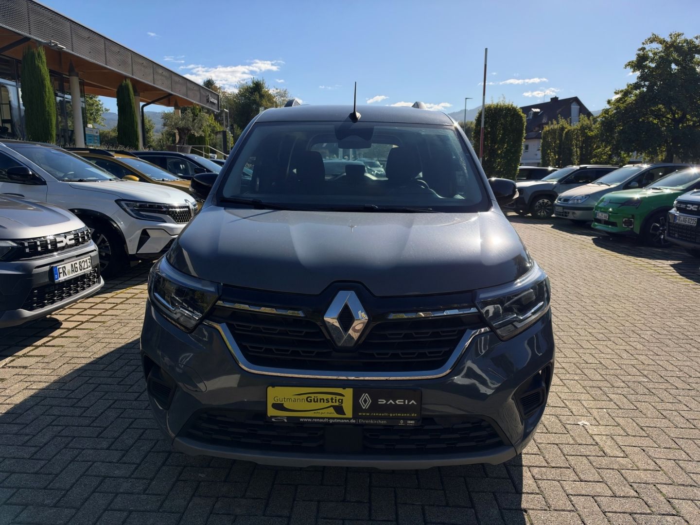 Fahrzeugabbildung Renault Kangoo III Equilibre LED DAB Spurhalteass. Notbr