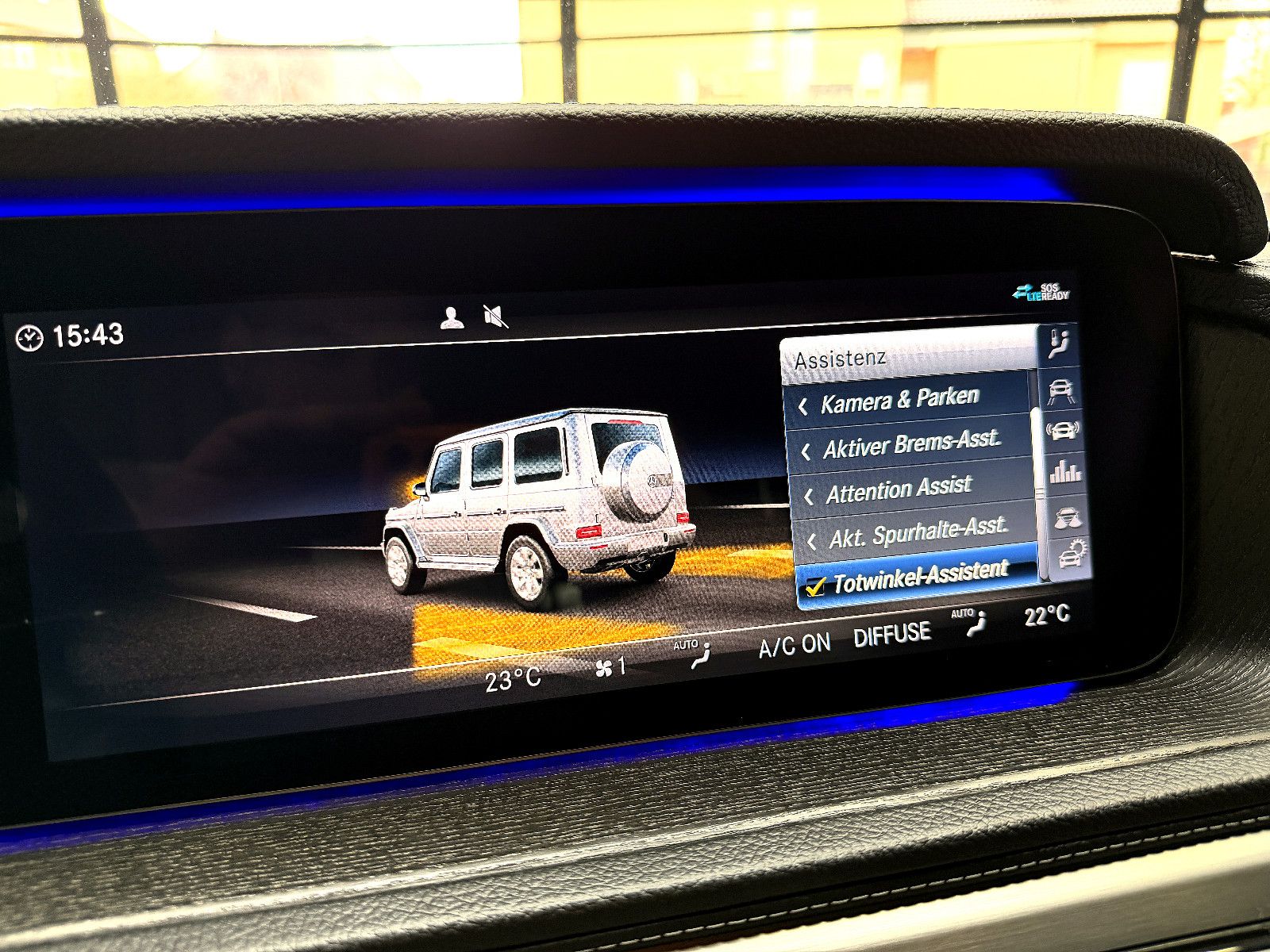 Fahrzeugabbildung Mercedes-Benz G 500 /AMG/22''ALU/AMBIENTE/360°KAM/STANDHEIZUNG