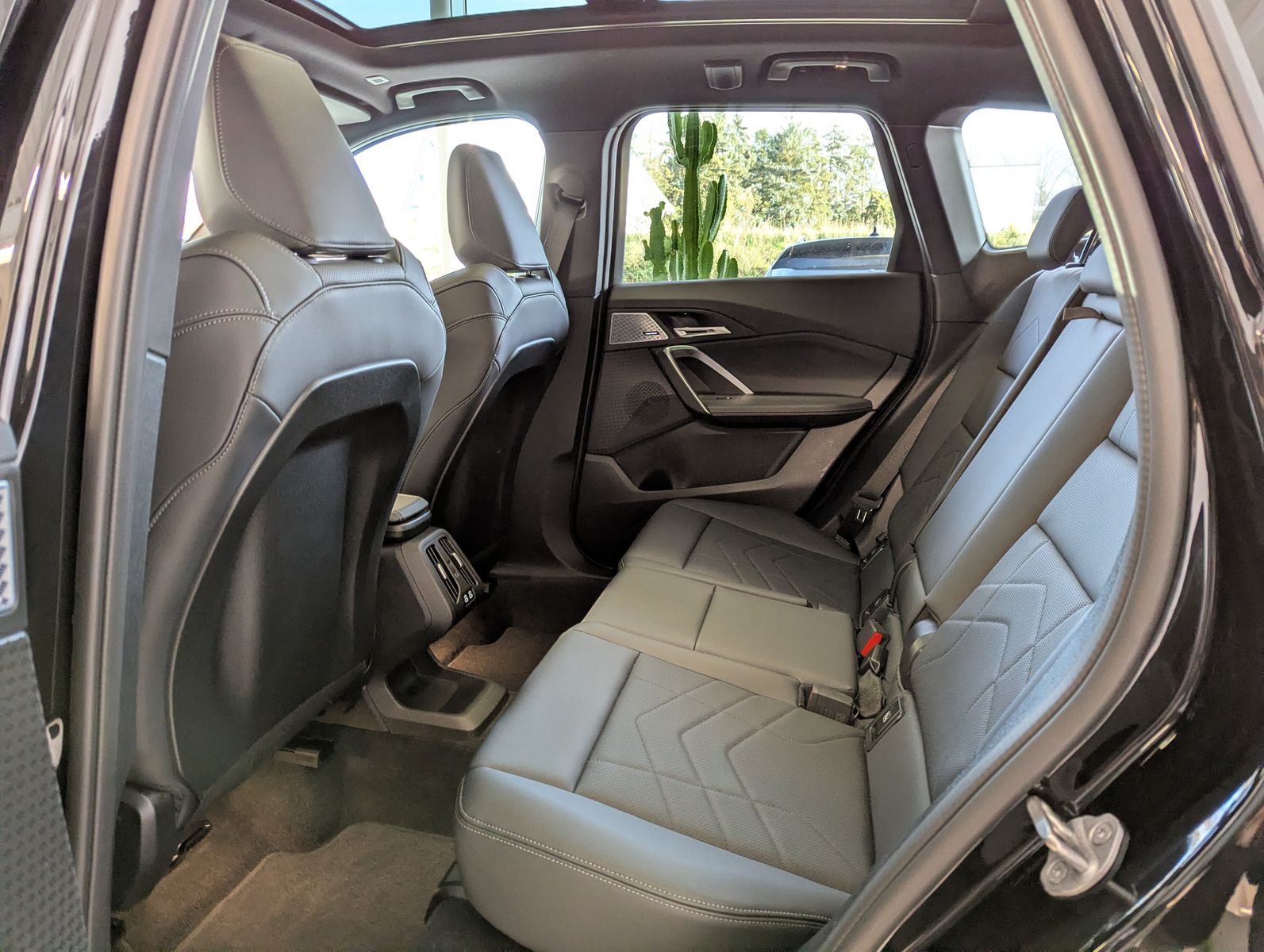 Fahrzeugabbildung BMW X1 23 i M-Sport Innovat.-Comfort-Paket Pano AHK