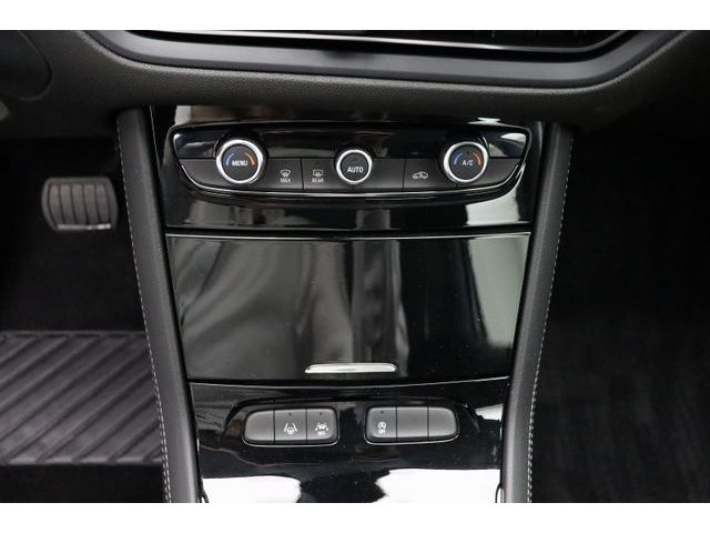 Fahrzeugabbildung Opel Grandland 1.2 GS Line AUT LED Navi ACC RK