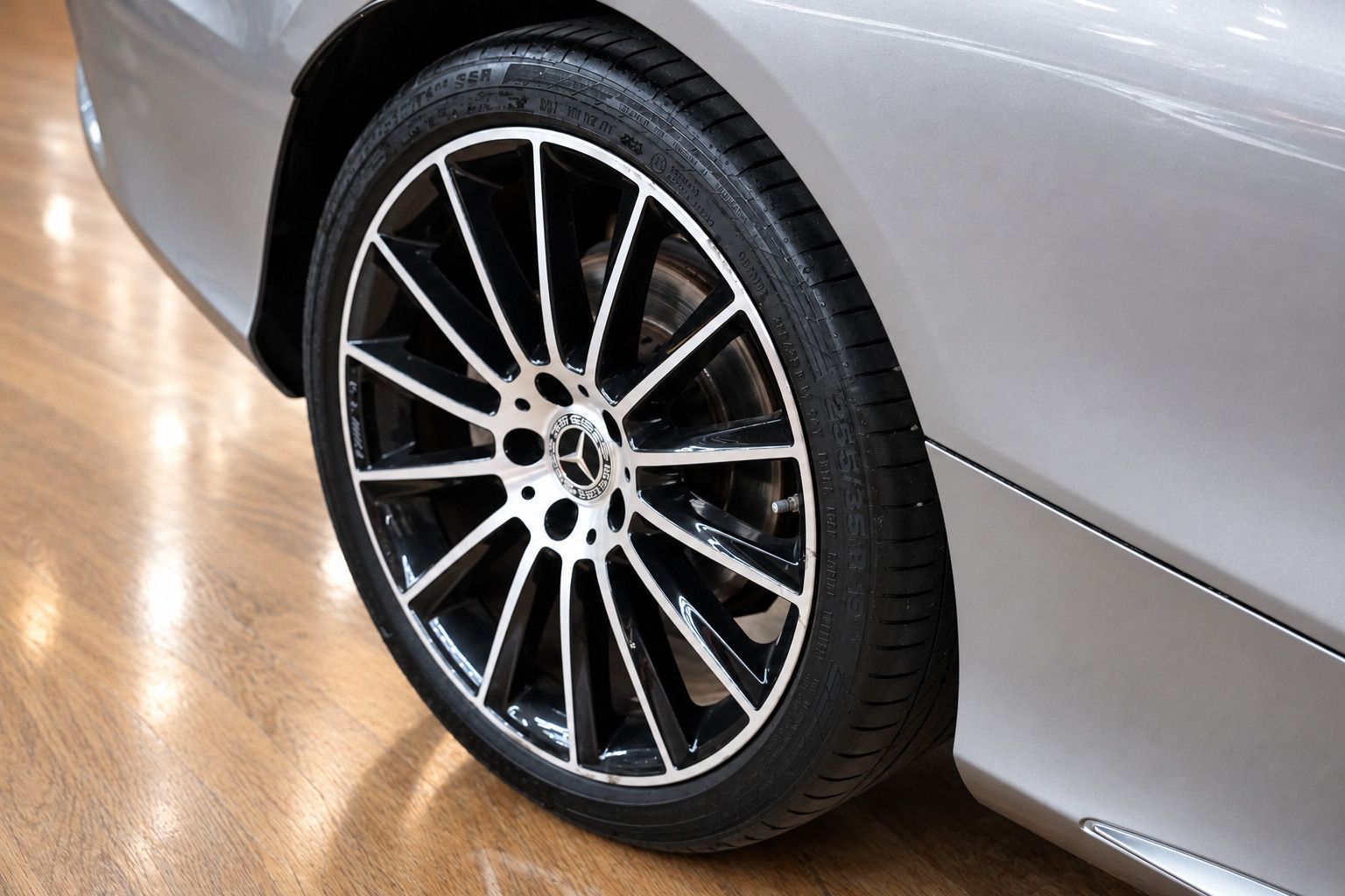 Fahrzeugabbildung Mercedes-Benz C 300 Coupe /AMG/VIRTUAL/MBUX/AMBIENTE/KAMERA