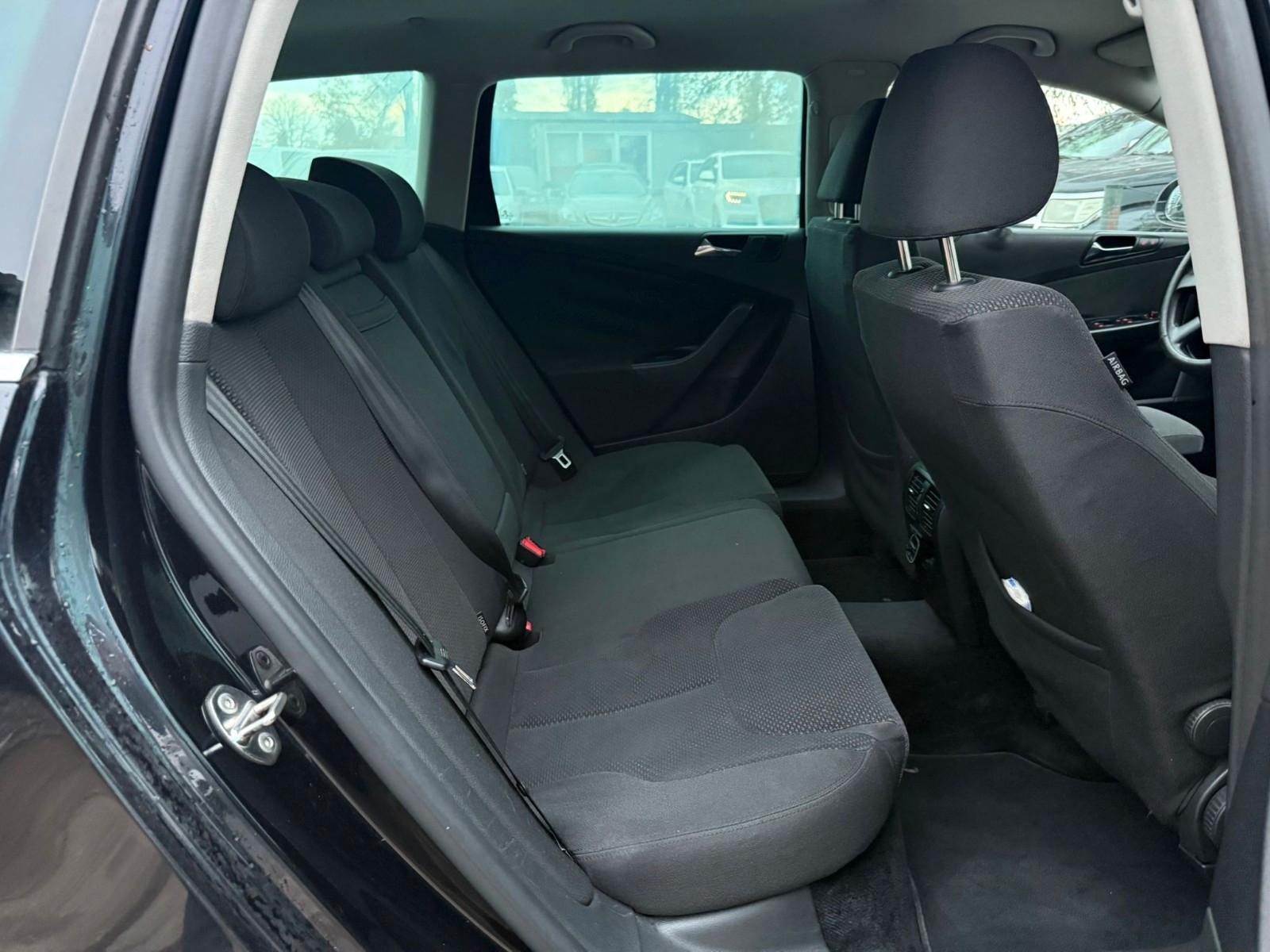 Volkswagen Passat 2006 — photo 9