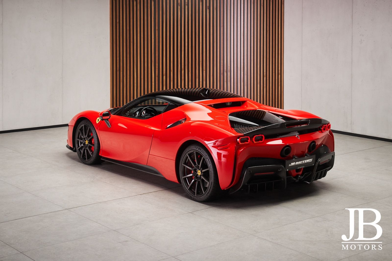 Fahrzeugabbildung Ferrari SF90 Stradale Full Carbon Lift Racing Seats JBL