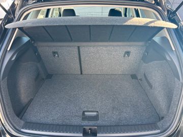Fahrzeugabbildung SEAT Arona 1.0 TSI DSG Style Parklenkass. PDC SHZ BLT