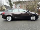 Opel Astra J Sports Tourer Active Klima Navi - Opel Astra Active mit Diesel-Antrieb