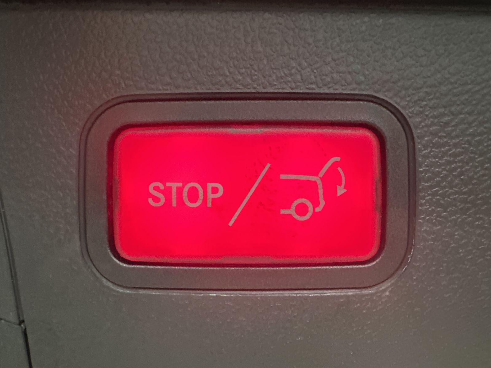 Fahrzeugabbildung Mercedes-Benz GLC 200d 4Matic AMG-Line NAV+LED+AHK+19ZO+KAMERA