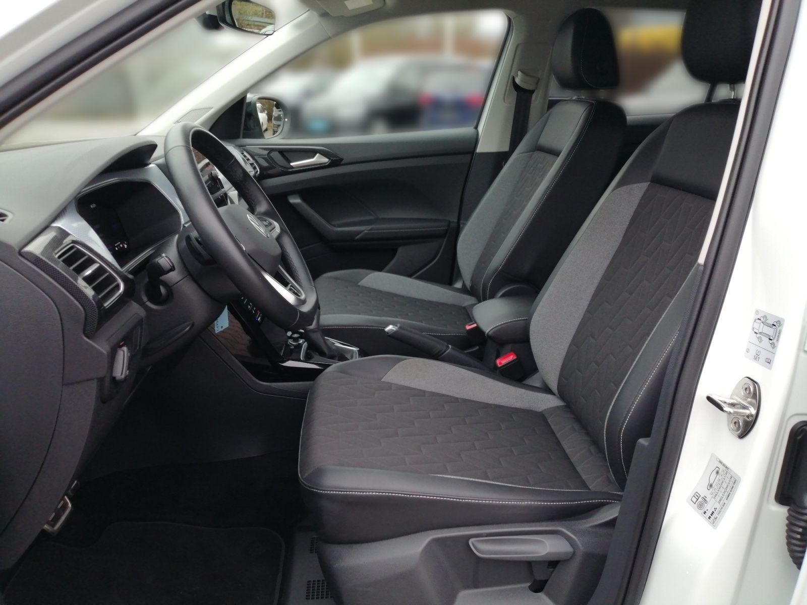 Volkswagen T-Cross - Bild 14