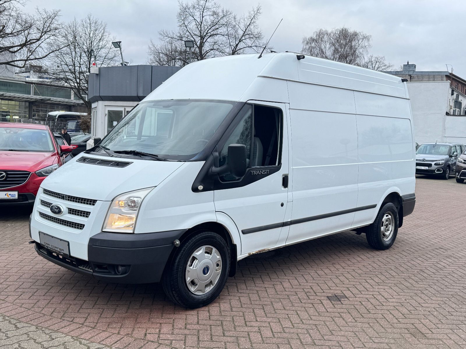 Fahrzeugabbildung Ford Transit Kasten FT 350 HOCH & LANG KLIMA H.REGALE