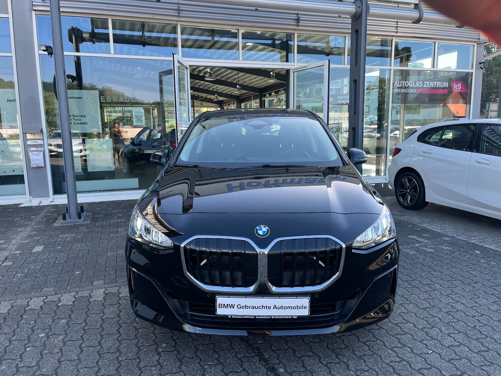 BMW 218iA Active Tourer U06 LED/Navi/RFK/Parkassist.