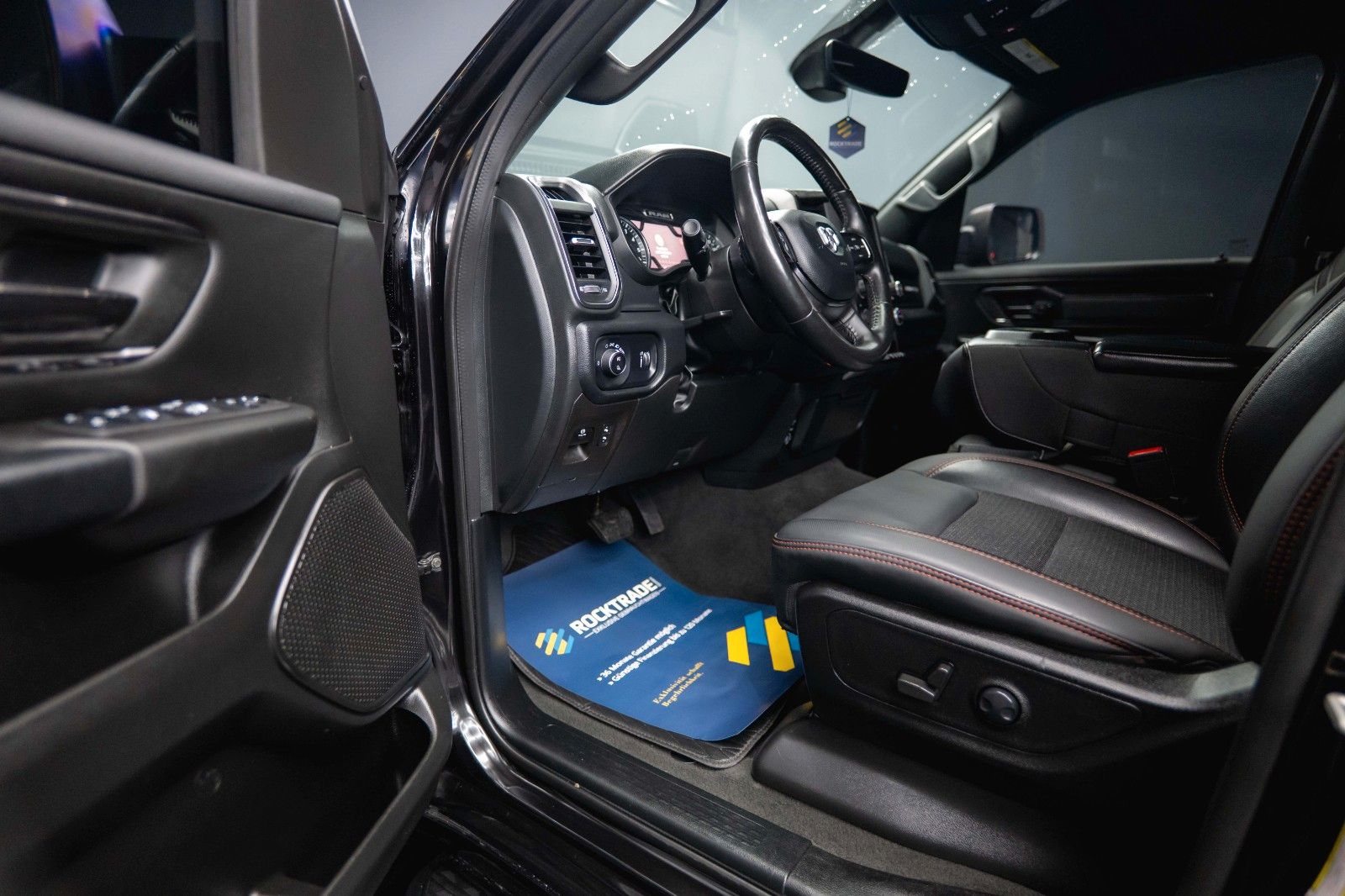 Fahrzeugabbildung Dodge RAM 5.7 V8 HEMI 4x4 Built to Serve AXLE LOCK 19%