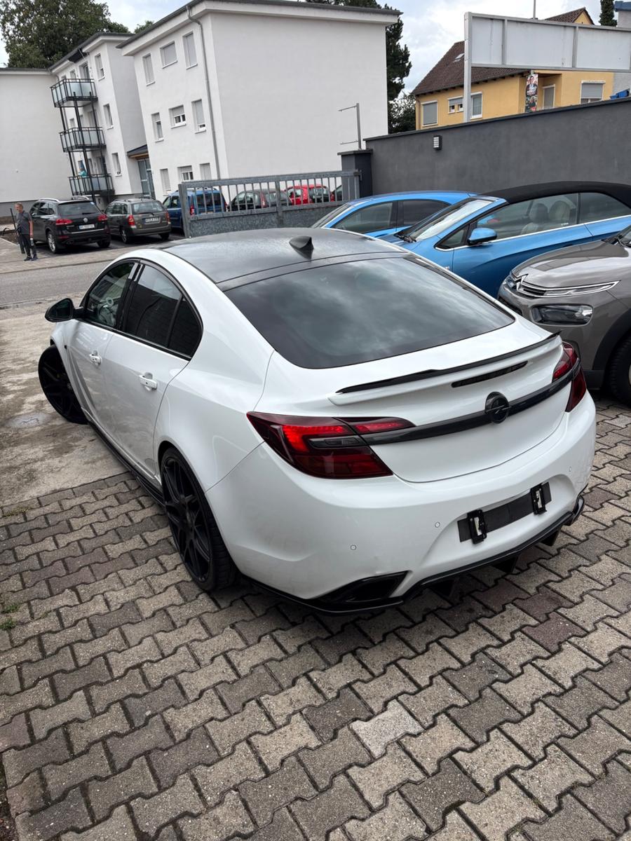 Opel Insignia OPC 4x4 UNLIMITED SPUR/TOT/NAVI/ACC/SZH