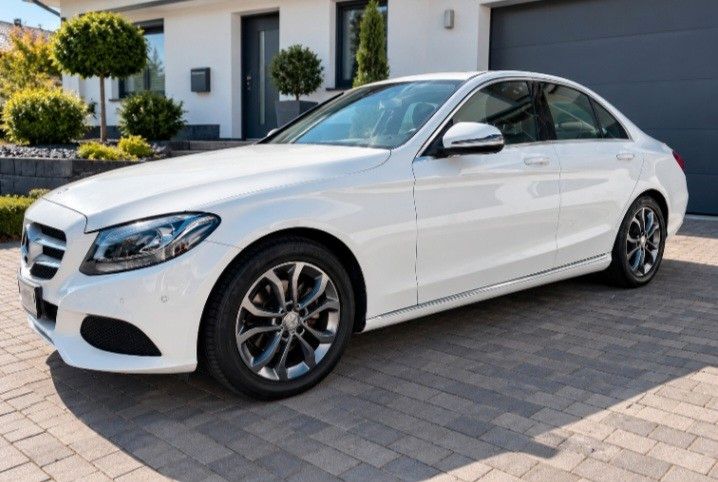 Image of Mercedes-Benz C 180
