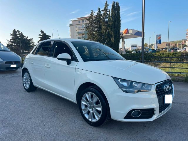 Audi A1 SPB 1.6 TDI Attraction 5P 90 cv