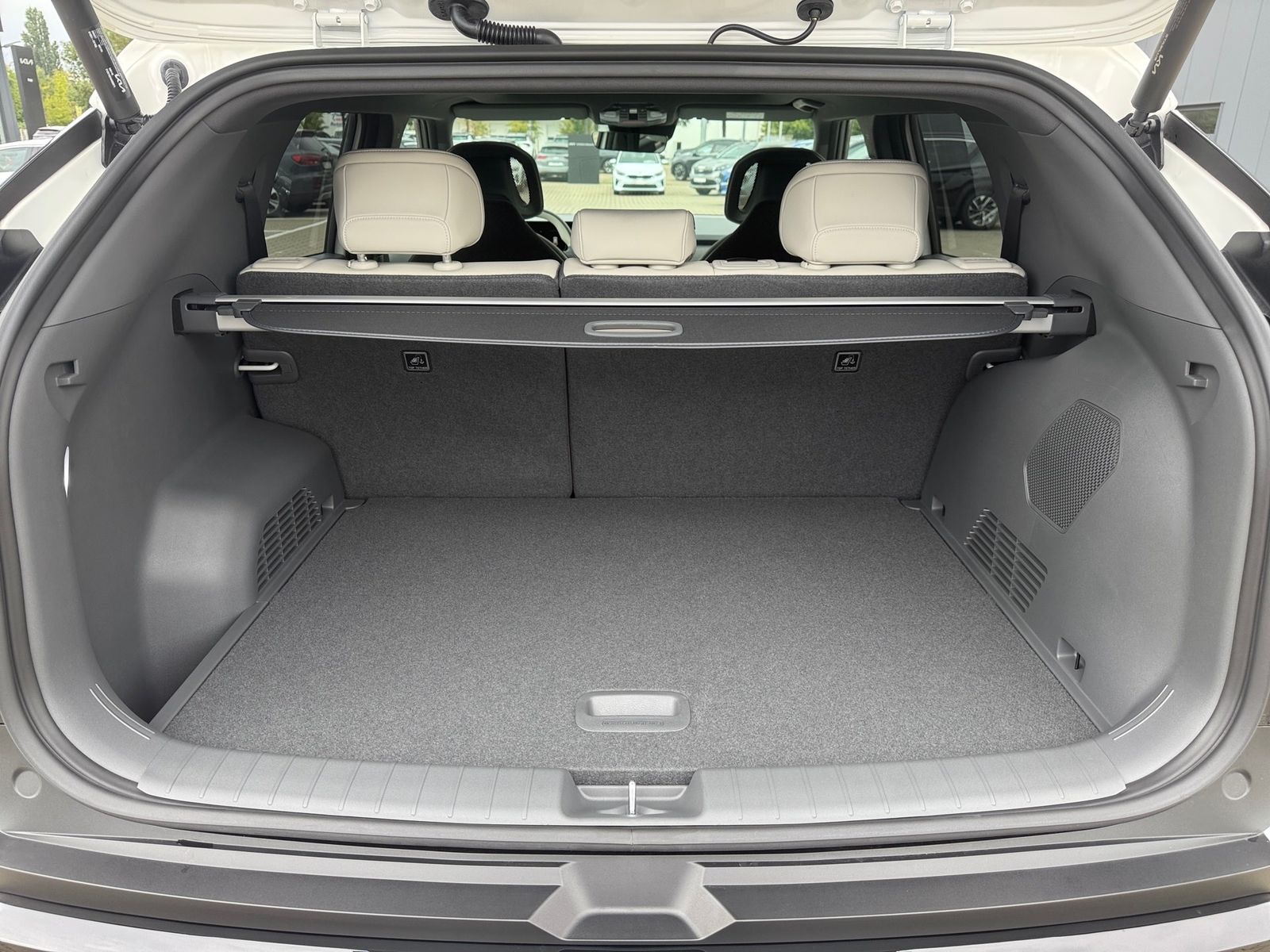 Fahrzeugabbildung Kia EV3 81.4 GTL DWP COMT