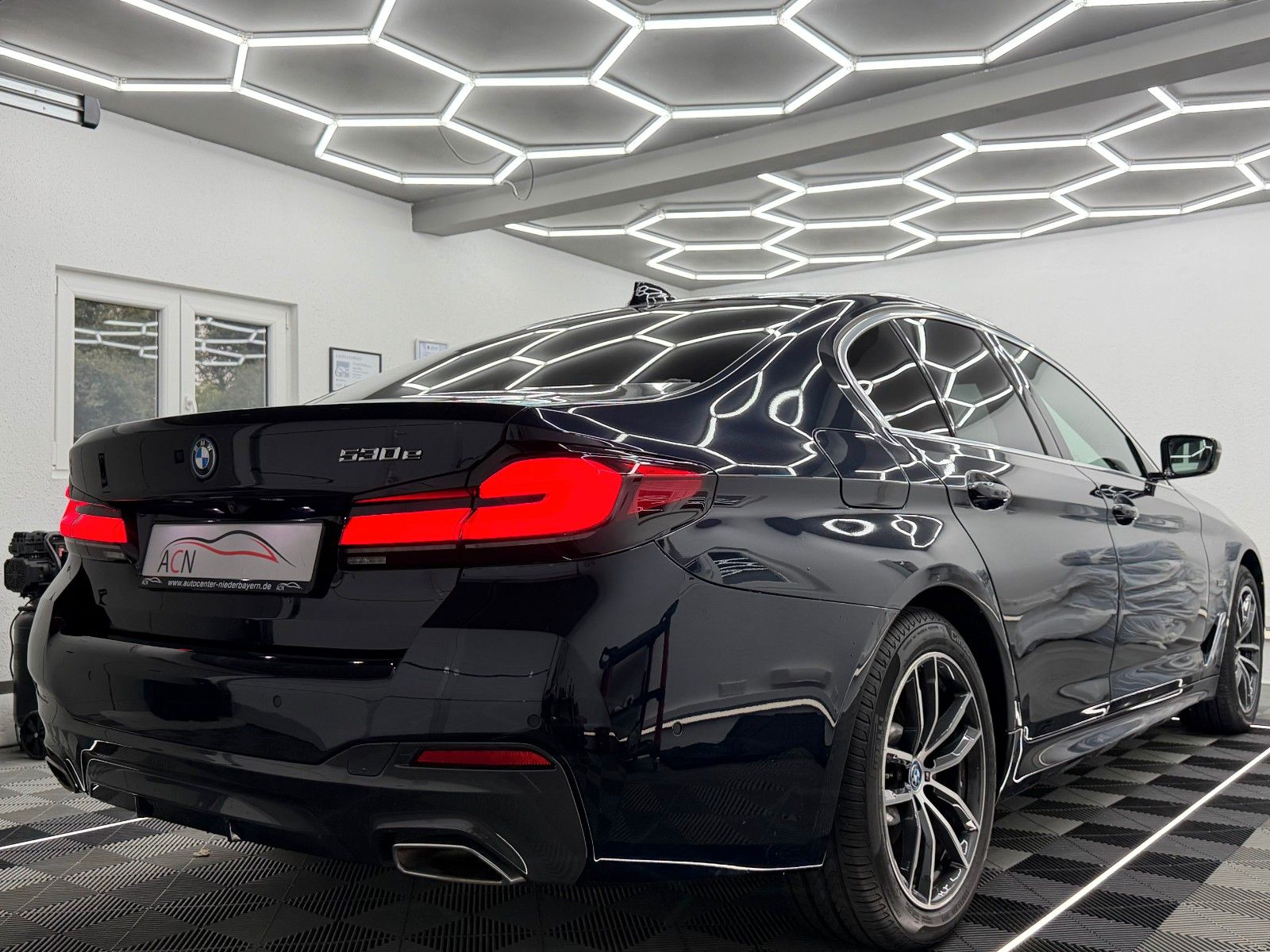 Fahrzeugabbildung BMW 530 e M SPORT/LED/HuD/LIVE COCKPIT+/19% MwSt.