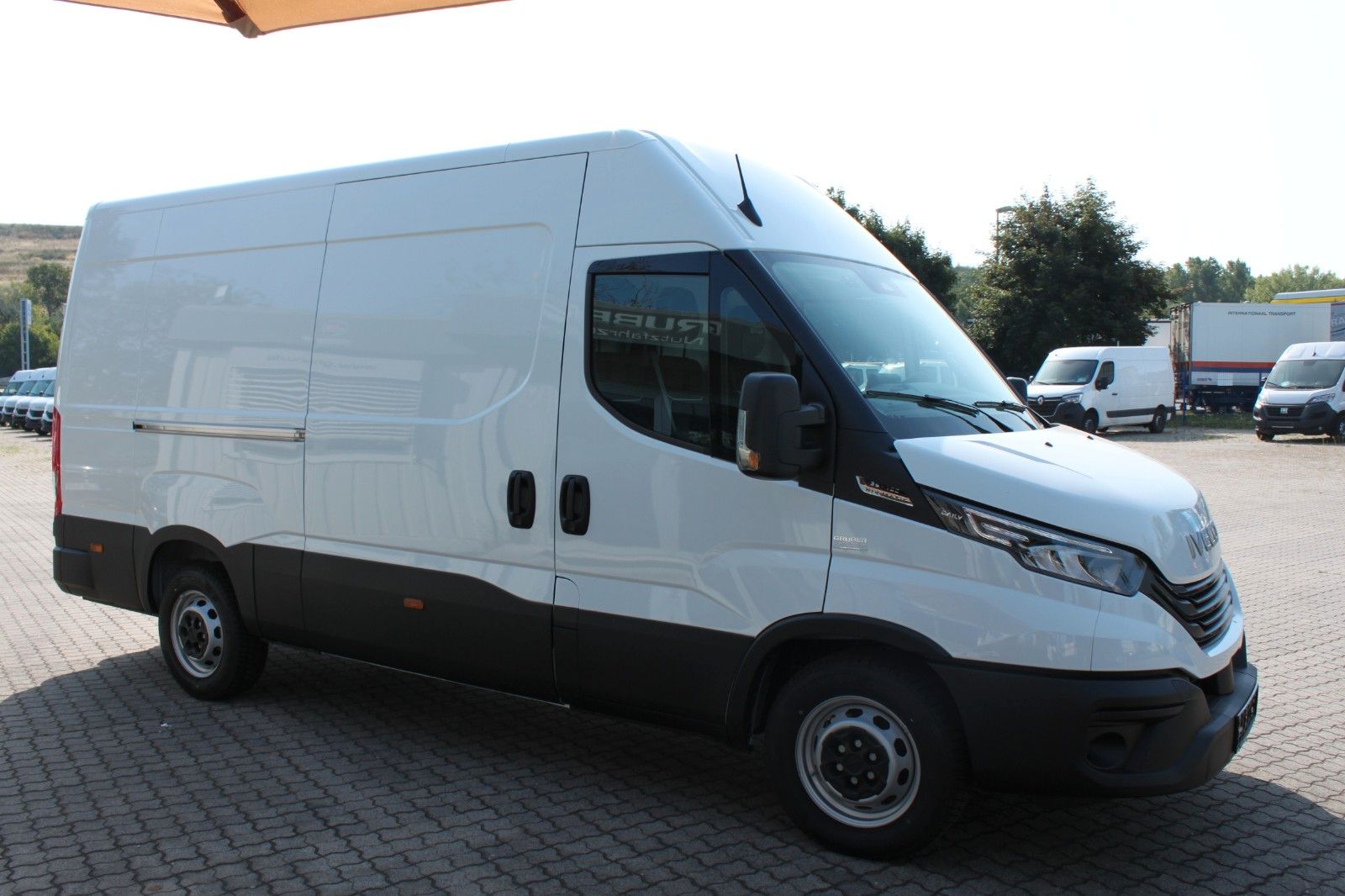 Fahrzeugabbildung Iveco Daily 35S18HA8 3,0l Motor