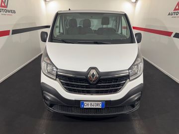 Renault Trafic - 2