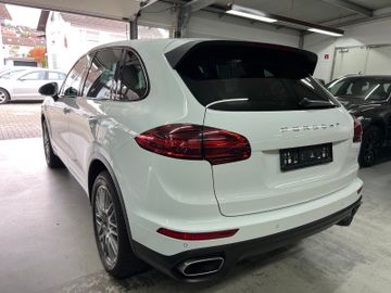 Porsche Cayenne - 6