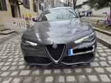 Alfa Romeo Giulia 2.0 Turbo 16V 206kW AT8-Q4 Veloce Veloce - Alfa Romeo Giulia von privat