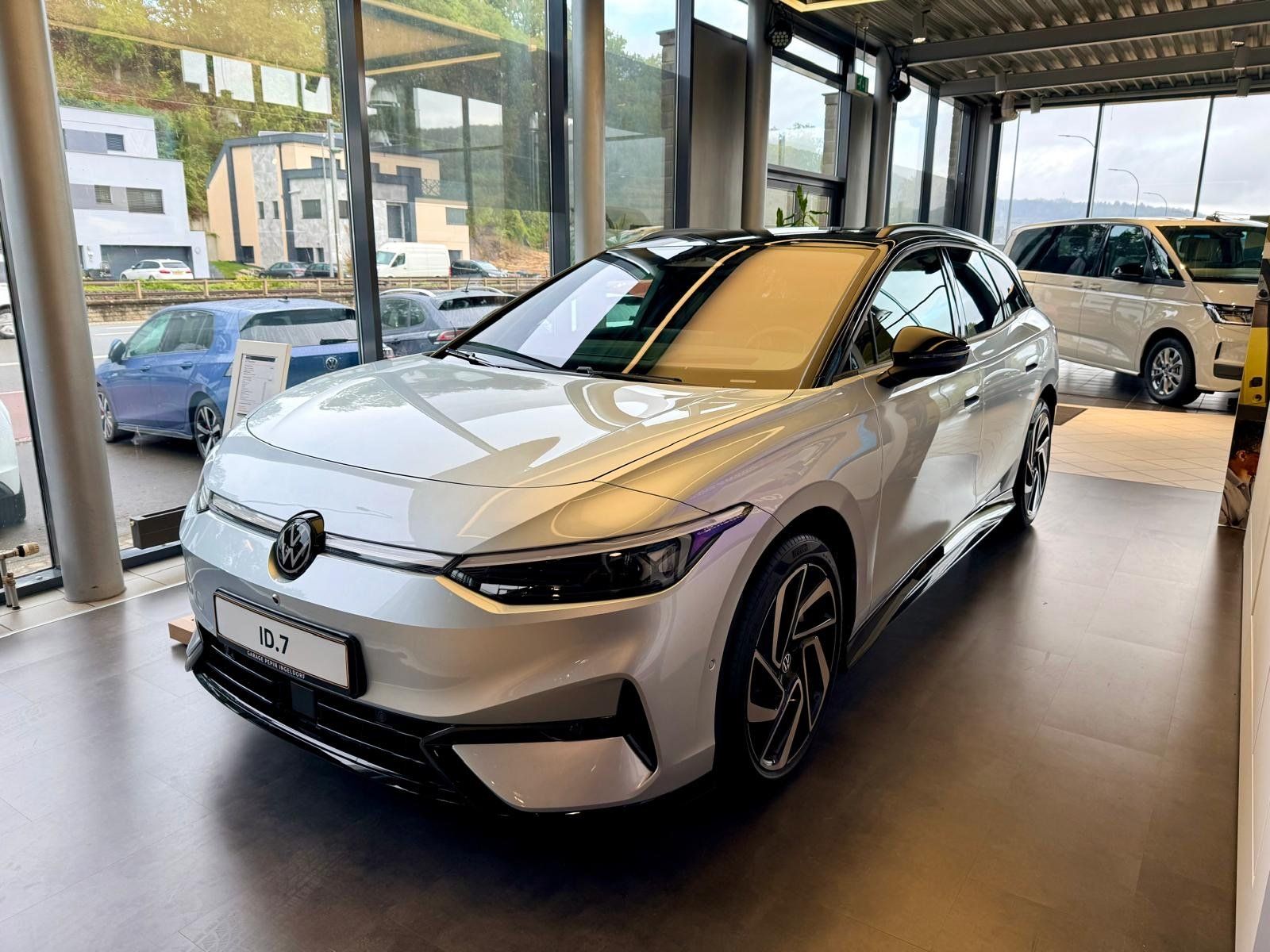 Volkswagen ID.7 Tourer Pro S 86kWh Int/Ext/AHK/Komfort imagem 2