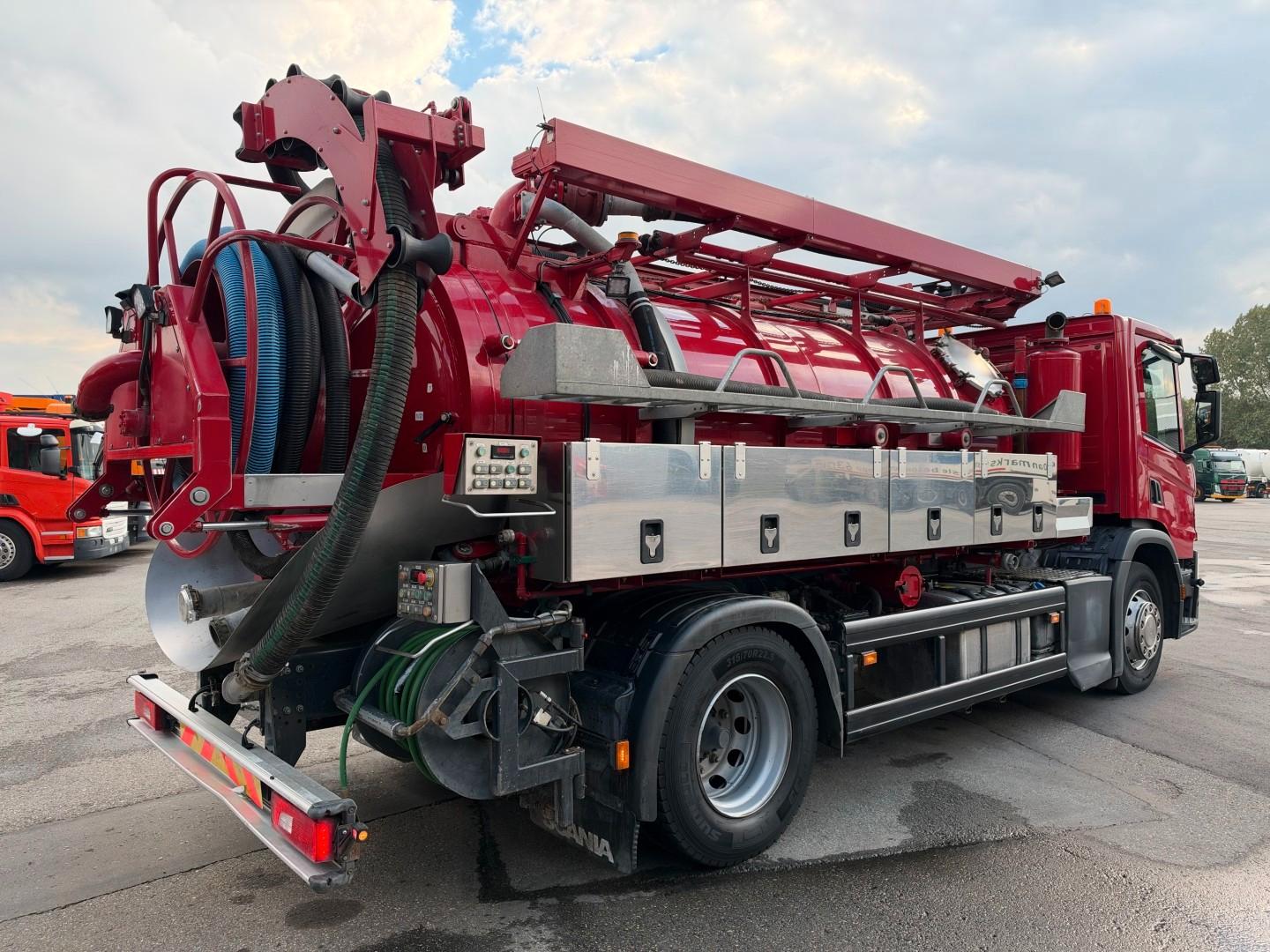 Scania P280 4x2 Simon Moos SLS1648 Combi