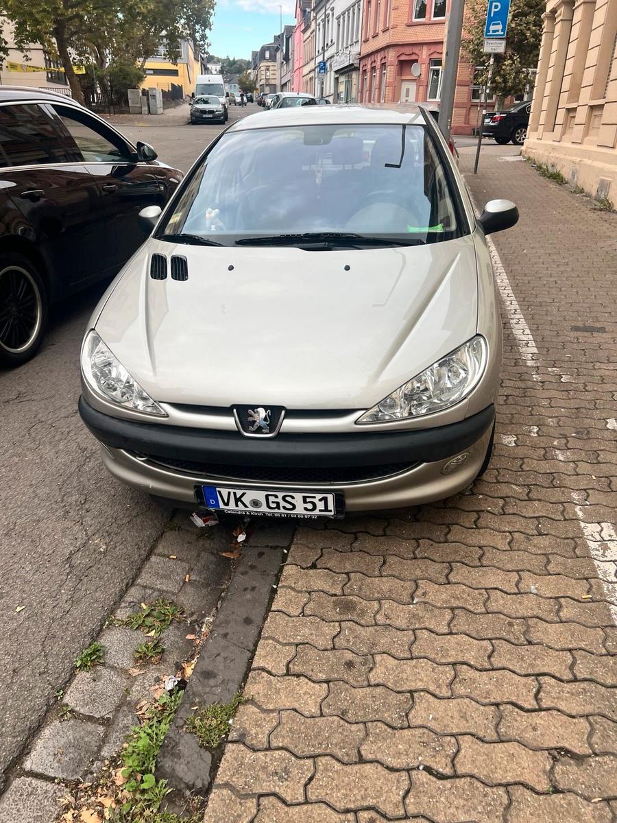 Peugeot 206