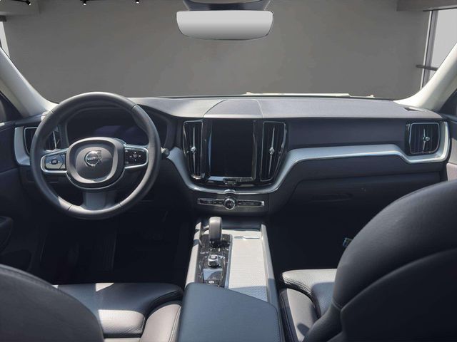Volvo XC60 Plus Dark 2WD