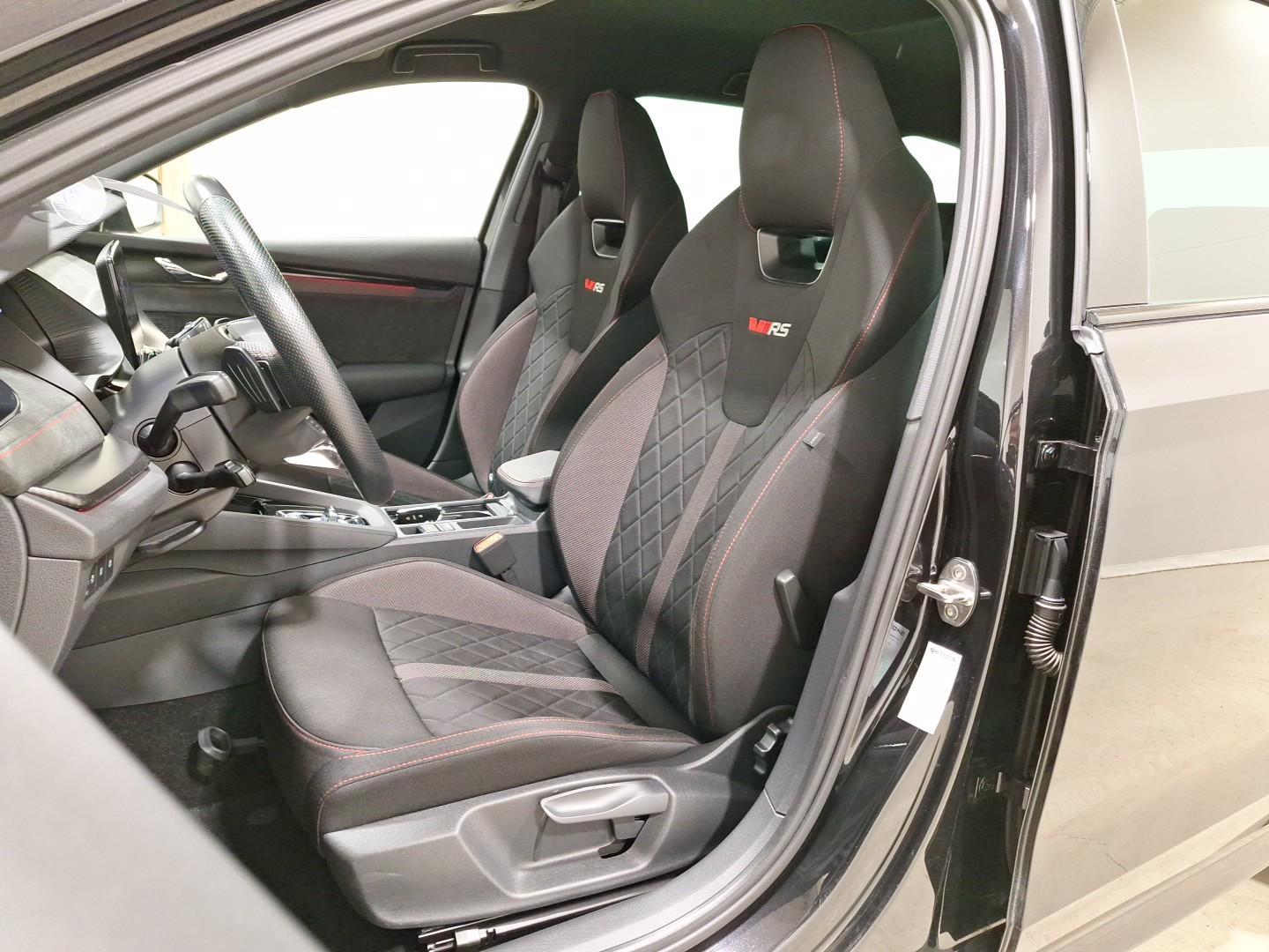 SKODA OCTAVIA 2.0 TDI DSG RS 200CH - MATRIX-LED SCHEINWERFE - VIRTUAL COCKPIT - SYSTÈME DE NAVIGATION - MATRIX-LED