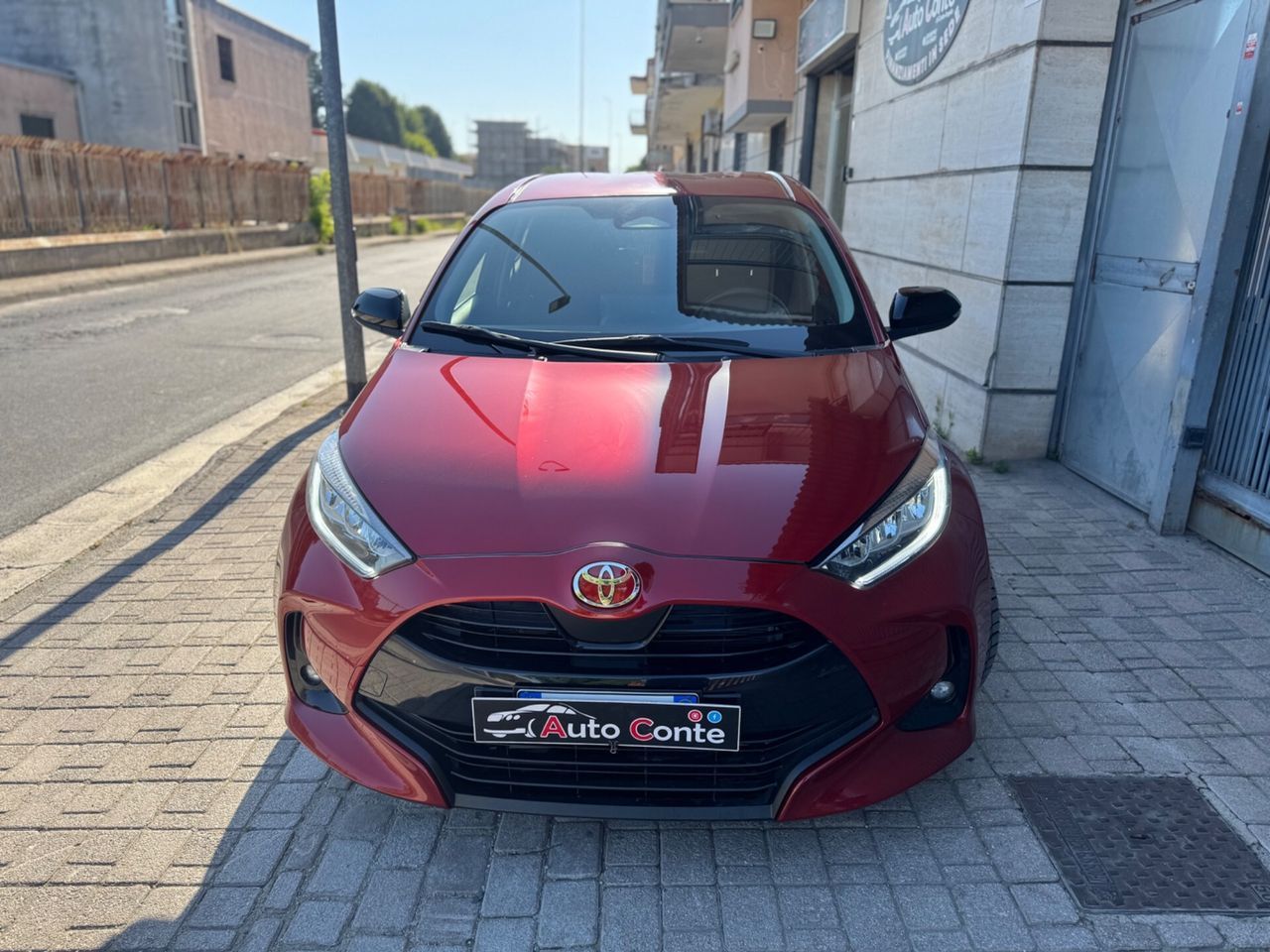 Toyota Yaris 1.5 Hybrid 5 porte Trend imagem 2