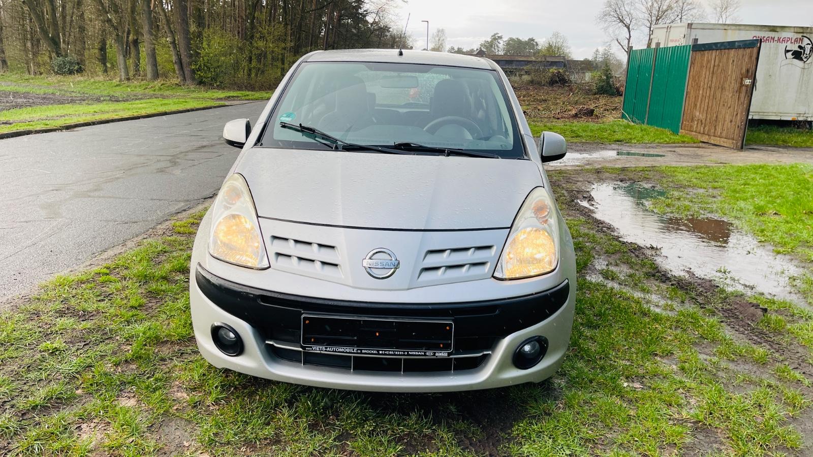 Nissan Pixo